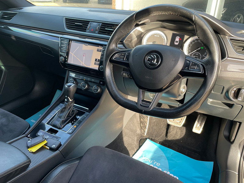 Skoda Superb 2.0 TDI SportLine Hatchback 5dr Diesel DSG Euro 6 (s/s) (150 ps) 5dr Automatic 2025