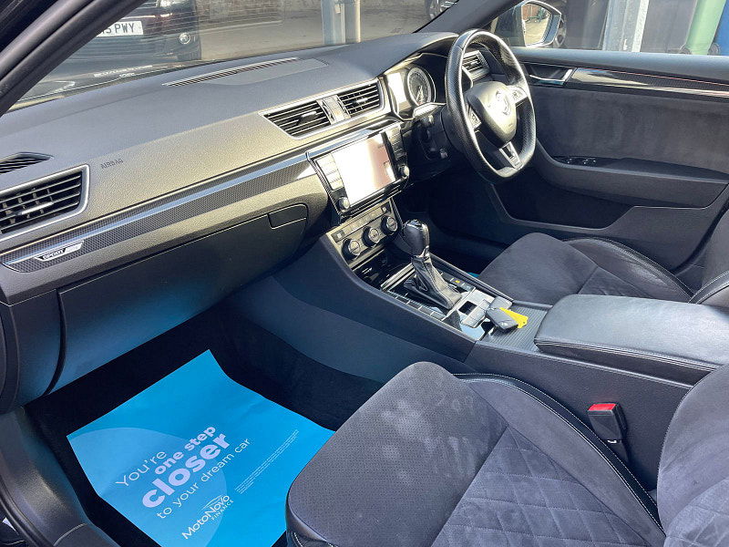 Skoda Superb 2.0 TDI SportLine Hatchback 5dr Diesel DSG Euro 6 (s/s) (150 ps) 5dr Automatic 2025