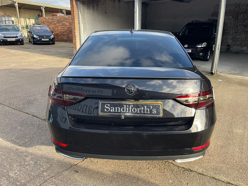 Skoda Superb 2.0 TDI SportLine Hatchback 5dr Diesel DSG Euro 6 (s/s) (150 ps) 5dr Automatic 2025