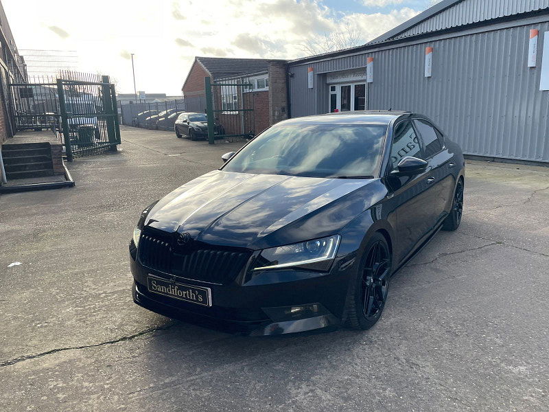 Skoda Superb 2.0 TDI SportLine Hatchback 5dr Diesel DSG Euro 6 (s/s) (150 ps) 5dr Automatic 2025