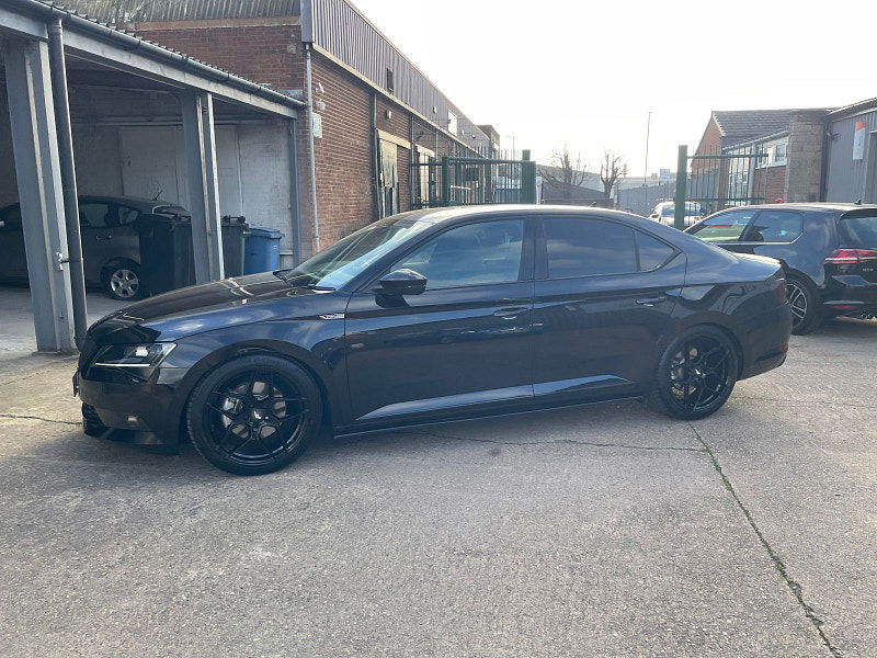 Skoda Superb 2.0 TDI SportLine Hatchback 5dr Diesel DSG Euro 6 (s/s) (150 ps) 5dr Automatic 2025