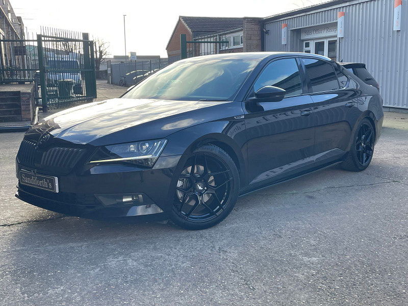 Skoda Superb 2.0 TDI SportLine Hatchback 5dr Diesel DSG Euro 6 (s/s) (150 ps) 5dr Automatic 2025