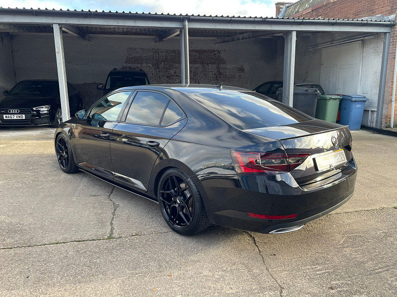 Skoda Superb 2.0 TDI SportLine Hatchback 5dr Diesel DSG Euro 6 (s/s) (150 ps) 5dr Automatic 2025