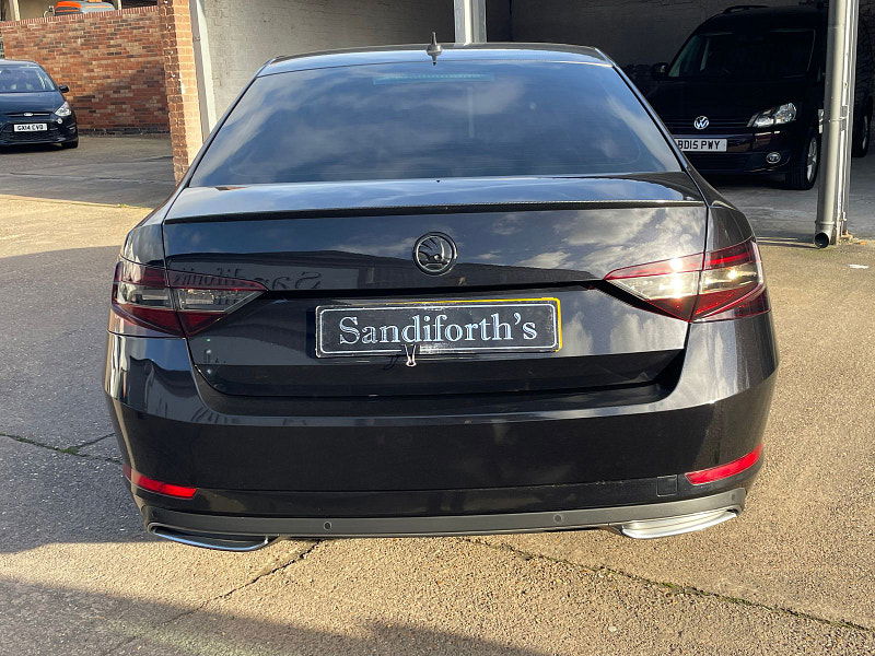 Skoda Superb 2.0 TDI SportLine Hatchback 5dr Diesel DSG Euro 6 (s/s) (150 ps) 5dr Automatic 2025