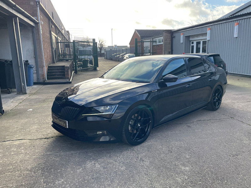 Skoda Superb 2.0 TDI SportLine Hatchback 5dr Diesel DSG Euro 6 (s/s) (150 ps) 5dr Automatic 2025