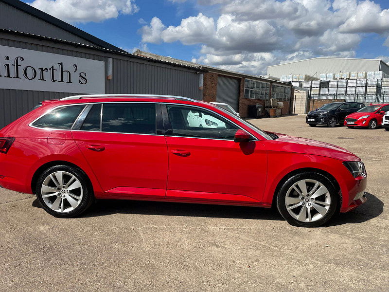 Skoda Superb 2.0 TSI SE L Executive Estate 5dr Petrol DSG Euro 6 (s/s) (220 ps) 5dr Automatic 2025