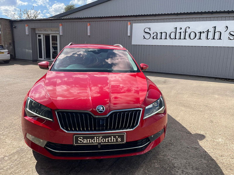 Skoda Superb 2.0 TSI SE L Executive Estate 5dr Petrol DSG Euro 6 (s/s) (220 ps) 5dr Automatic 2025