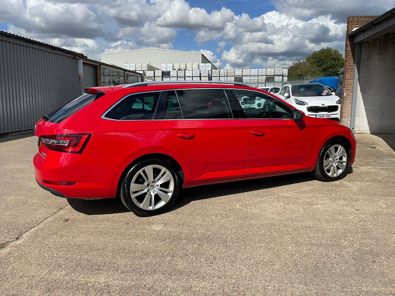 Skoda Superb 2.0 TSI SE L Executive Estate 5dr Petrol DSG Euro 6 (s/s) (220 ps) 5dr Automatic 2025