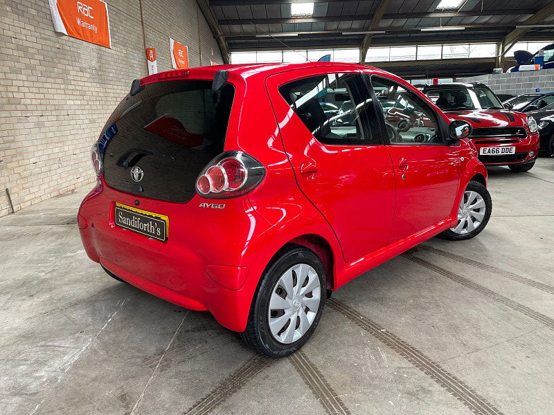 Toyota Aygo 1.0 VVT-i Move Hatchback 5dr Petrol MultiMode Euro 5 (68 ps) ONLY 2 FORMER KEEPER, 43K 5dr Automatic 2025