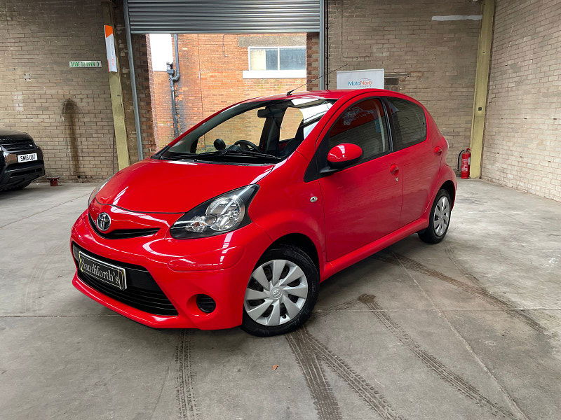 Toyota Aygo 1.0 VVT-i Move Hatchback 5dr Petrol MultiMode Euro 5 (68 ps) ONLY 2 FORMER KEEPER, 43K 5dr Automatic 2025