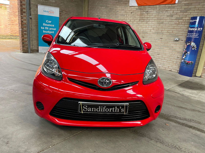 Toyota Aygo 1.0 VVT-i Move Hatchback 5dr Petrol MultiMode Euro 5 (68 ps) ONLY 2 FORMER KEEPER, 43K 5dr Automatic 2025