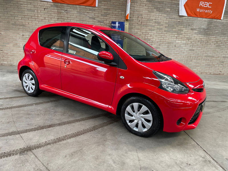 Toyota Aygo 1.0 VVT-i Move Hatchback 5dr Petrol MultiMode Euro 5 (68 ps) ONLY 2 FORMER KEEPER, 43K 5dr Automatic 2025
