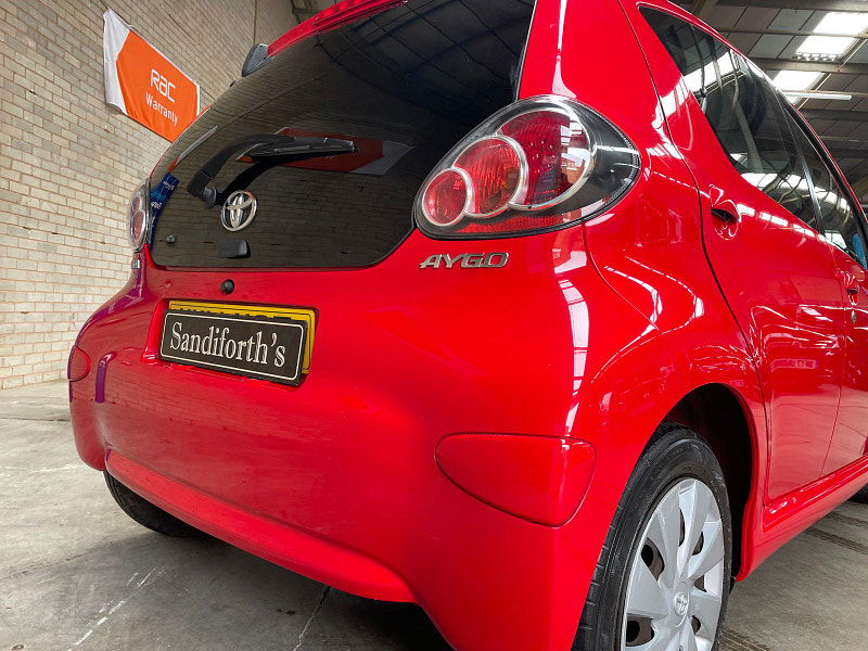 Toyota Aygo 1.0 VVT-i Move Hatchback 5dr Petrol MultiMode Euro 5 (68 ps) ONLY 2 FORMER KEEPER, 43K 5dr Automatic 2025