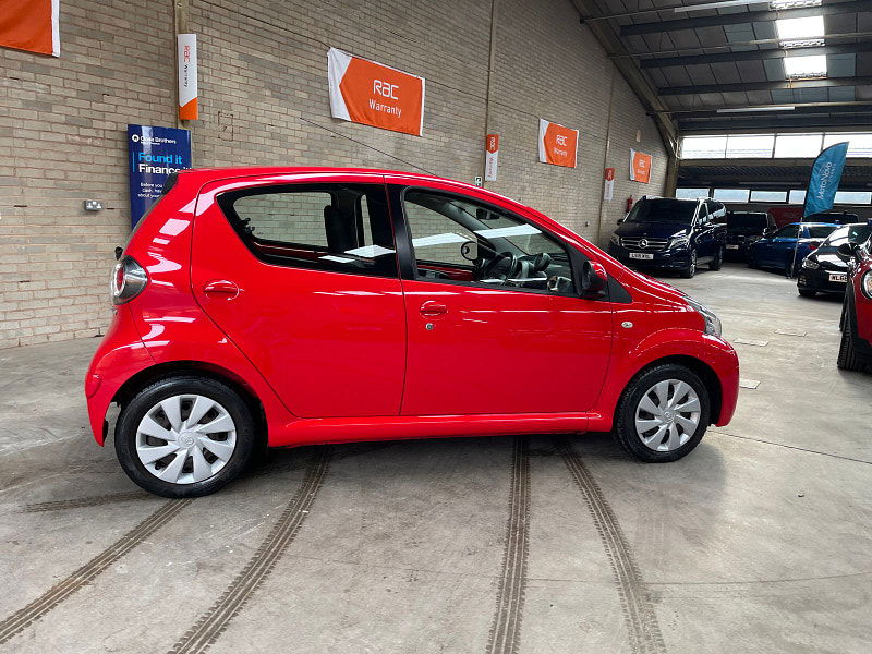 Toyota Aygo 1.0 VVT-i Move Hatchback 5dr Petrol MultiMode Euro 5 (68 ps) ONLY 2 FORMER KEEPER, 43K 5dr Automatic 2025
