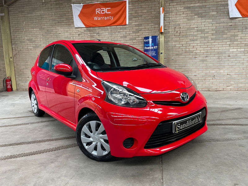 Toyota Aygo 1.0 VVT-i Move Hatchback 5dr Petrol MultiMode Euro 5 (68 ps) ONLY 2 FORMER KEEPER, 43K 5dr Automatic 2025