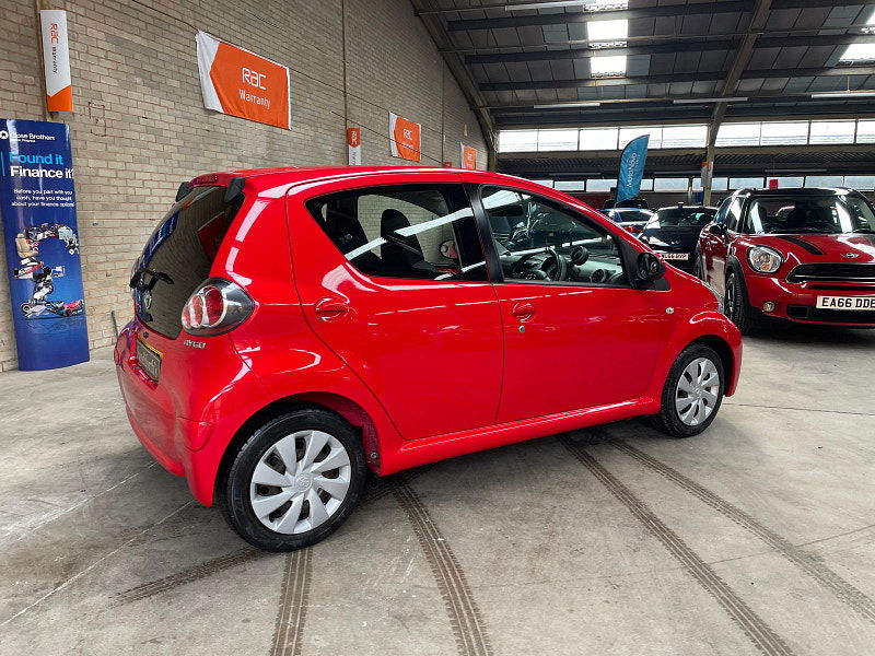 Toyota Aygo 1.0 VVT-i Move Hatchback 5dr Petrol MultiMode Euro 5 (68 ps) ONLY 2 FORMER KEEPER, 43K 5dr Automatic 2025