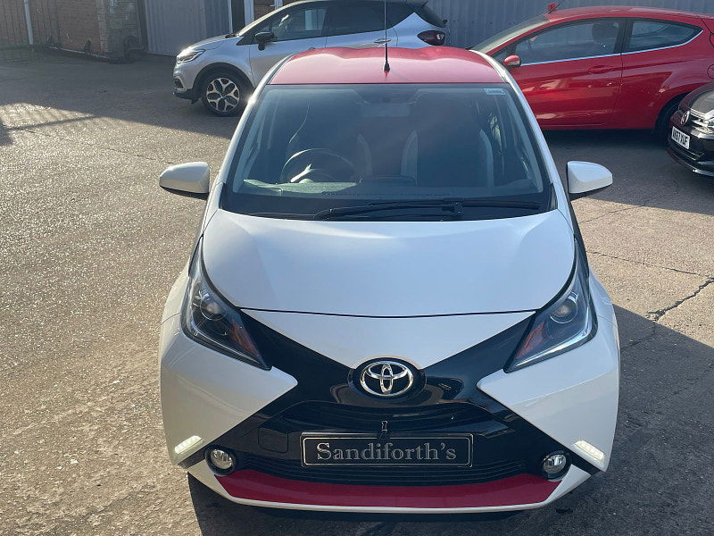 Toyota Aygo 1.0 VVT-i x-press Hatchback 5dr Petrol Manual Euro 6 (68 ps) 13k 3 Services,  5dr Manual 2024