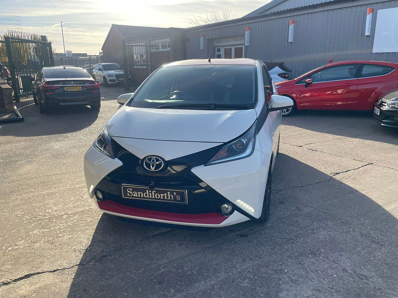 Toyota Aygo 1.0 VVT-i x-press Hatchback 5dr Petrol Manual Euro 6 (68 ps) 13k 3 Services,  5dr Manual 2024