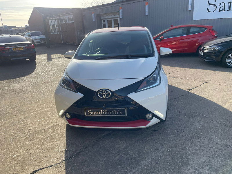 Toyota Aygo 1.0 VVT-i x-press Hatchback 5dr Petrol Manual Euro 6 (68 ps) 13k 3 Services,  5dr Manual 2024