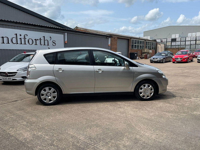 Toyota Corolla Verso 1.6 VVT-i T2 MPV 5dr Petrol Manual (178 g/km, 109 bhp) 5dr Manual 2025