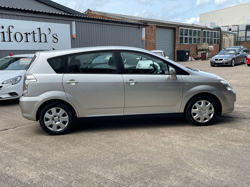 Toyota Corolla Verso 1.6 VVT-i T2 MPV 5dr Petrol Manual (178 g/km, 109 bhp) 5dr Manual 2025
