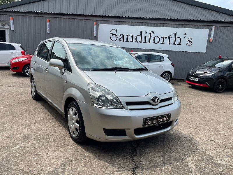 Toyota Corolla Verso 1.6 VVT-i T2 MPV 5dr Petrol Manual (178 g/km, 109 bhp) 5dr Manual 2025