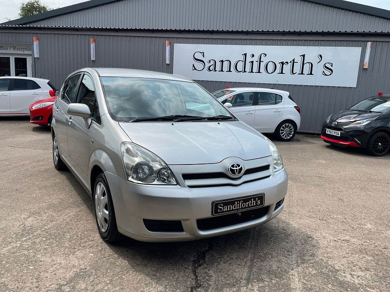 Toyota Corolla Verso 1.6 VVT-i T2 MPV 5dr Petrol Manual (178 g/km, 109 bhp) 5dr Manual 2025