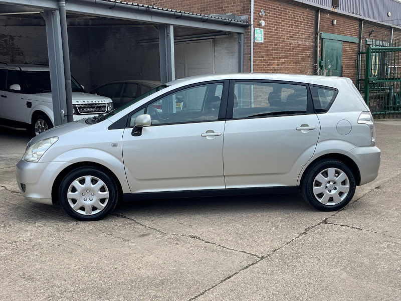 Toyota Corolla Verso 1.6 VVT-i T2 MPV 5dr Petrol Manual (178 g/km, 109 bhp) 5dr Manual 2025