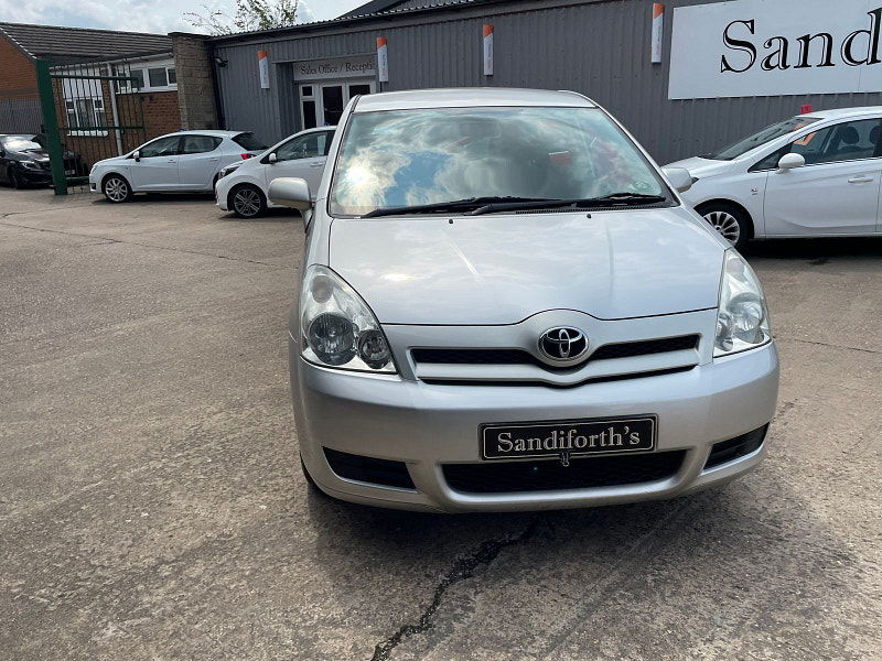 Toyota Corolla Verso 1.6 VVT-i T2 MPV 5dr Petrol Manual (178 g/km, 109 bhp) 5dr Manual 2025