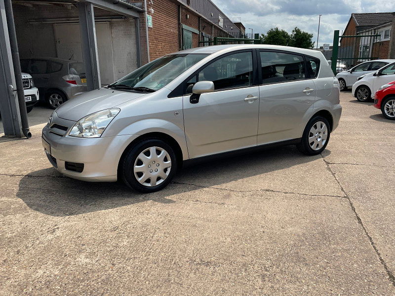 Toyota Corolla Verso 1.6 VVT-i T2 MPV 5dr Petrol Manual (178 g/km, 109 bhp) 5dr Manual 2025