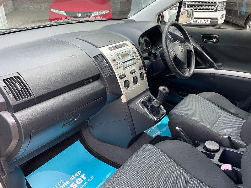 Toyota Corolla Verso 1.6 VVT-i T2 MPV 5dr Petrol Manual (178 g/km, 109 bhp) 5dr Manual 2025
