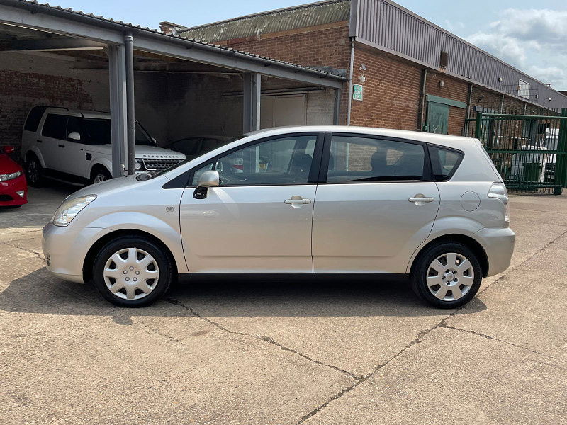 Toyota Corolla Verso 1.6 VVT-i T2 MPV 5dr Petrol Manual (178 g/km, 109 bhp) 5dr Manual 2025