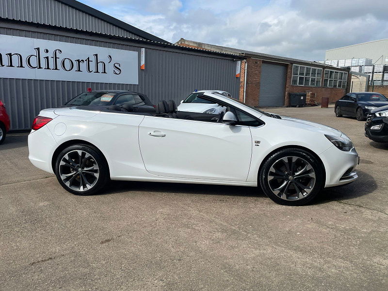 Vauxhall Cascada 2.0 CDTi Elite Convertible 2dr Diesel Manual Euro 5 (s/s) (165 ps) Full Black Leather, Only 30k  2dr Manual 2024