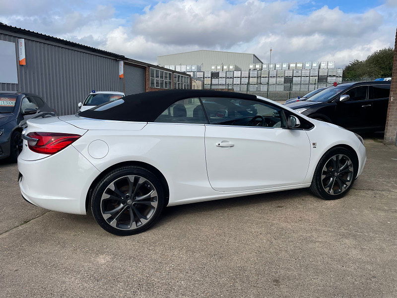 Vauxhall Cascada 2.0 CDTi Elite Convertible 2dr Diesel Manual Euro 5 (s/s) (165 ps) Full Black Leather, Only 30k  2dr Manual 2024