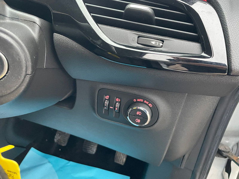 Vauxhall Corsa 1.4i ecoFLEX SRi VX Line Hatchback 5dr Petrol Manual Euro 6 (90 ps) 5dr Manual 2025