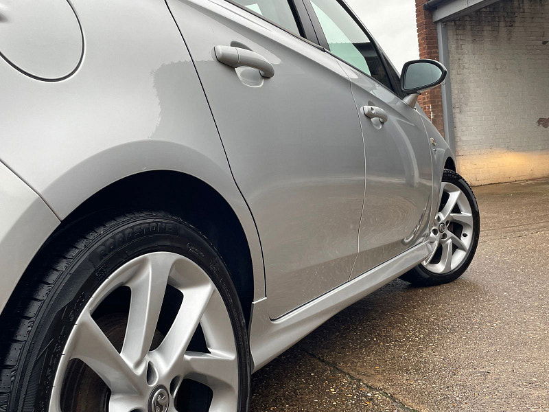 Vauxhall Corsa 1.4i ecoFLEX SRi VX Line Hatchback 5dr Petrol Manual Euro 6 (90 ps) 5dr Manual 2025