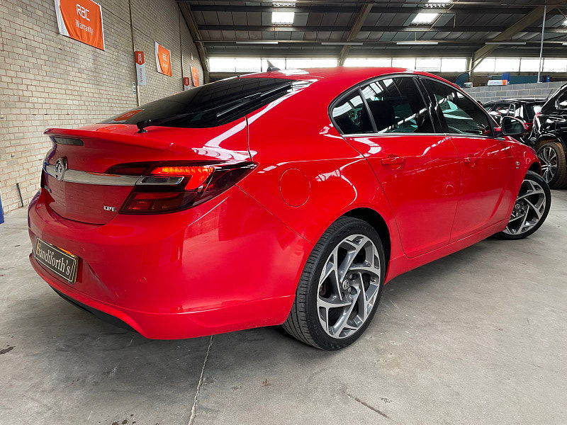 Vauxhall Insignia 1.6 CDTi SRi VX Line Nav Hatchback 5dr Diesel Manual Euro 6 (s/s) (136 ps) 6 SERVICES 5dr Manual 2025