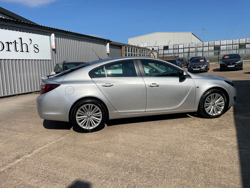 Vauxhall Insignia 2.0 CDTi ecoFLEX Design Hatchback 5dr Diesel Manual Euro 5 (s/s) (140 ps) 5dr Manual 2025