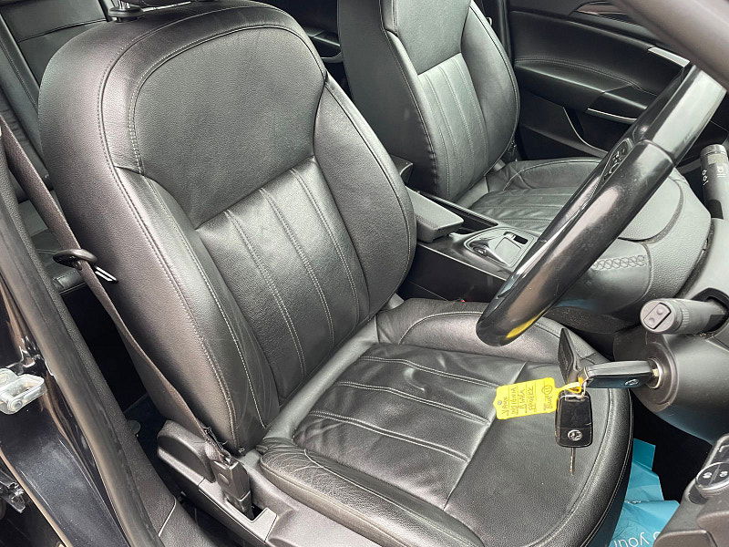 Vauxhall Insignia 2.0 CDTi ecoFLEX Elite Nav Hatchback 5dr Diesel Manual Euro 5 (s/s) (140 ps) 5dr Manual 2025