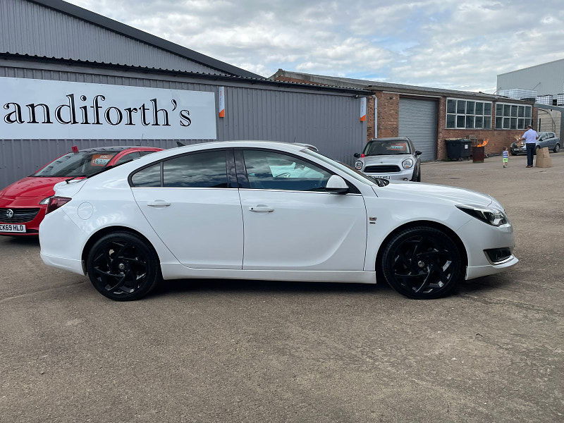 Vauxhall Insignia 2.0 CDTi ecoFLEX SRi VX Line Nav Hatchback 5dr Diesel Manual Euro 6 (s/s) (170 ps) Full Black Leather  5dr Manual 2024