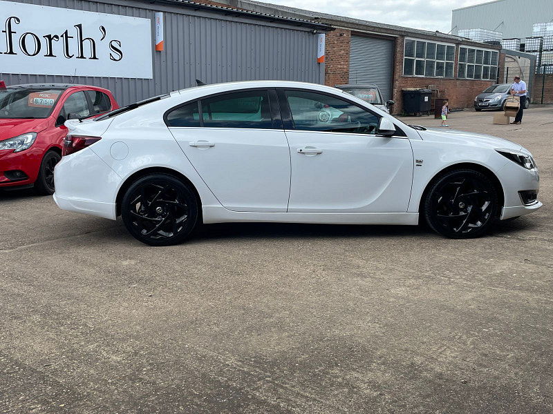 Vauxhall Insignia 2.0 CDTi ecoFLEX SRi VX Line Nav Hatchback 5dr Diesel Manual Euro 6 (s/s) (170 ps) Full Black Leather  5dr Manual 2024