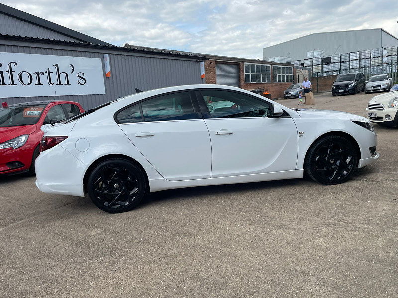 Vauxhall Insignia 2.0 CDTi ecoFLEX SRi VX Line Nav Hatchback 5dr Diesel Manual Euro 6 (s/s) (170 ps) Full Black Leather  5dr Manual 2024