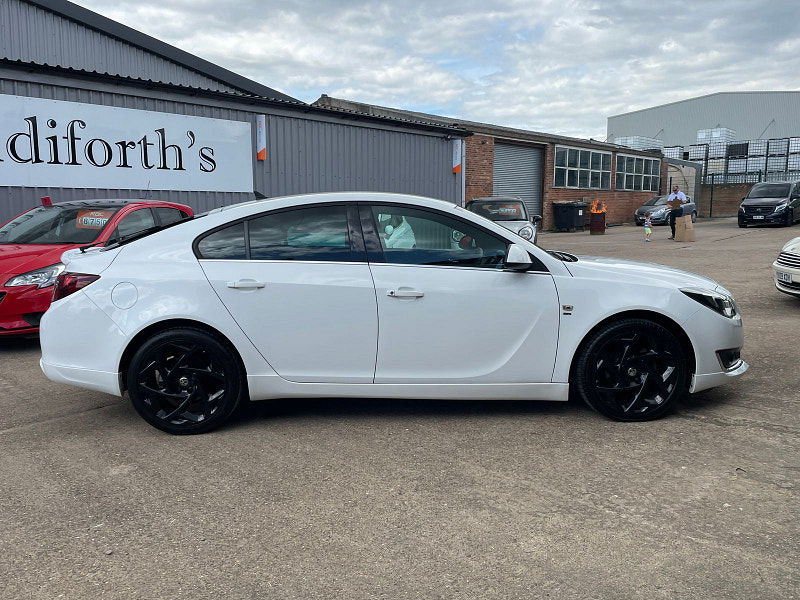 Vauxhall Insignia 2.0 CDTi ecoFLEX SRi VX Line Nav Hatchback 5dr Diesel Manual Euro 6 (s/s) (170 ps) Full Black Leather  5dr Manual 2024