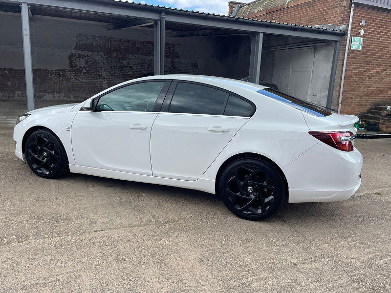 Vauxhall Insignia 2.0 CDTi ecoFLEX SRi VX Line Nav Hatchback 5dr Diesel Manual Euro 6 (s/s) (170 ps) Full Black Leather  5dr Manual 2024