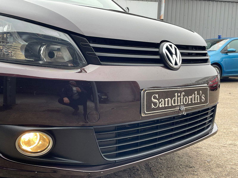 Volkswagen Caddy Maxi Life 1.6 TDI CR MPV 5dr Diesel DSG Euro 5 (102 ps) 5dr Automatic 2025