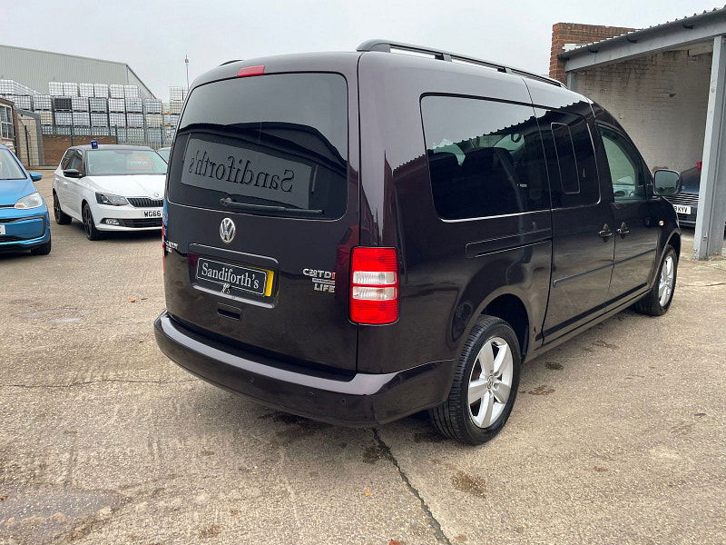 Volkswagen Caddy Maxi Life 1.6 TDI CR MPV 5dr Diesel DSG Euro 5 (102 ps) 5dr Automatic 2025
