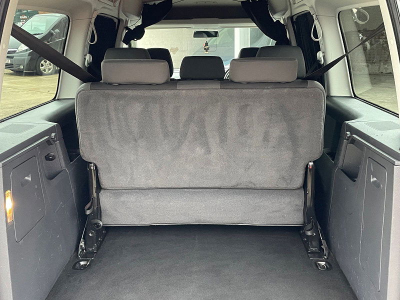 Volkswagen Caddy Maxi Life 1.6 TDI CR MPV 5dr Diesel DSG Euro 5 (102 ps) 5dr Automatic 2025