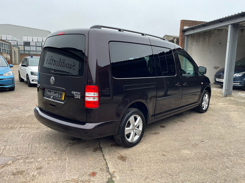 Volkswagen Caddy Maxi Life 1.6 TDI CR MPV 5dr Diesel DSG Euro 5 (102 ps) 5dr Automatic 2025