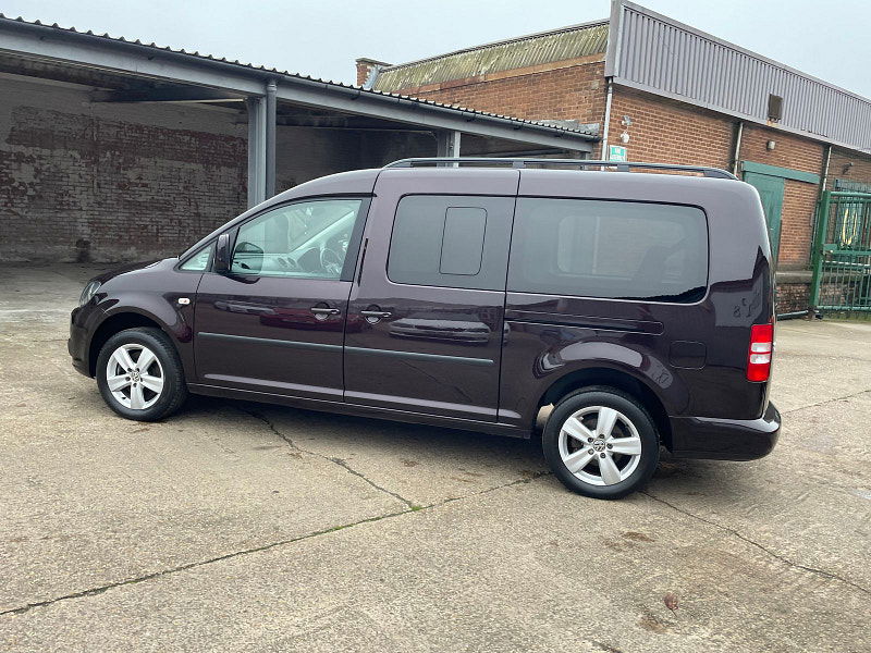 Volkswagen Caddy Maxi Life 1.6 TDI CR MPV 5dr Diesel DSG Euro 5 (102 ps) 5dr Automatic 2025