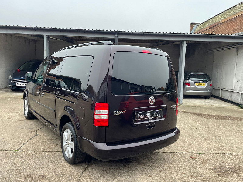 Volkswagen Caddy Maxi Life 1.6 TDI CR MPV 5dr Diesel DSG Euro 5 (102 ps) 5dr Automatic 2025